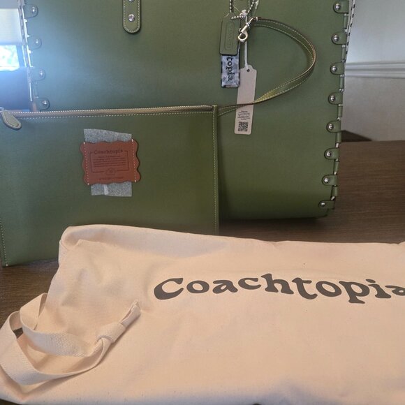 Coachtopia Coach Bag - Picture 3 of 3